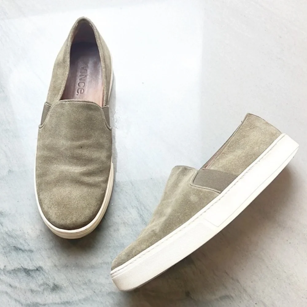 Vince Warren Platform Slip-On Sneakers Taupe Suede size 7